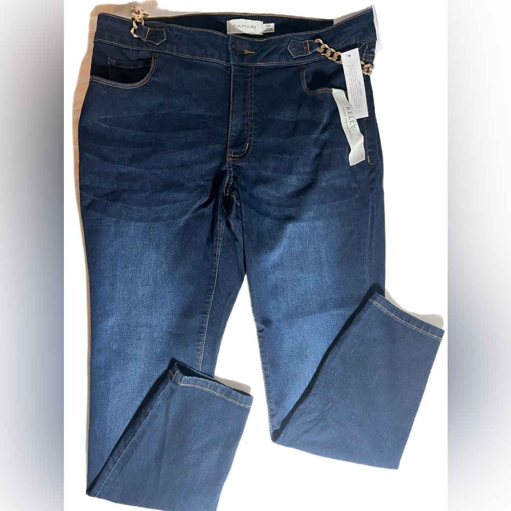 Tahari Classic Mid Rise Skinny Dark Blue Denim Jeans Gold Belt Attached 12P NWT